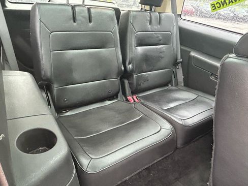 Used 2017 Ford Flex SEL w/ Equipment Group 202A FWD image 13