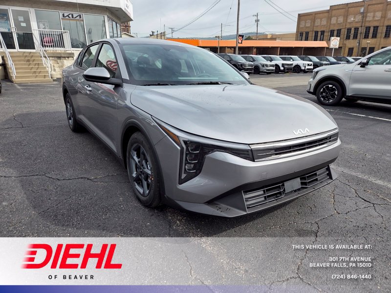 New 2026 Kia K4 FWD image 1