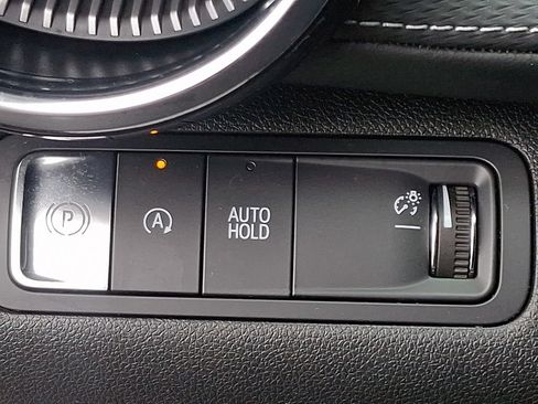 Used 2025 Chevrolet Equinox LT FWD image 23