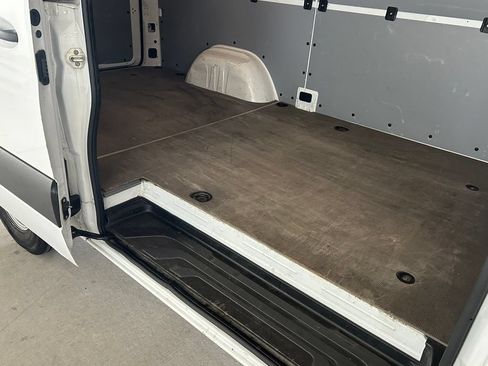 Used 2025 Mercedes-Benz Sprinter 2500 image 37