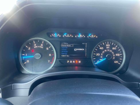 Used 2017 Ford F150 XLT w/ Equipment Group 302A Luxury image 8