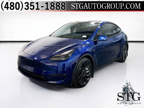 Used 2023 Tesla Model Y Performance AWD/4WD image 1