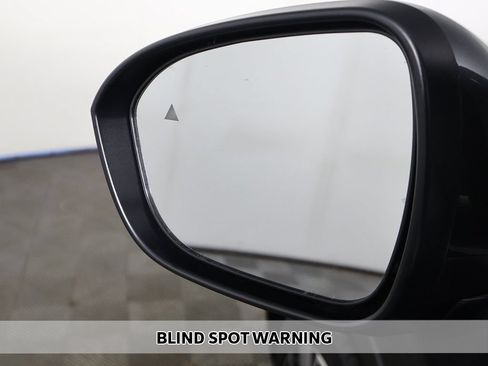 Used 2025 Mitsubishi Outlander SEL AWD/4WD image 8