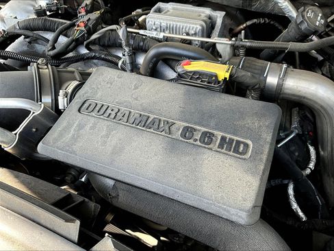 Used 2022 GMC Sierra 3500 Denali AWD/4WD image 32