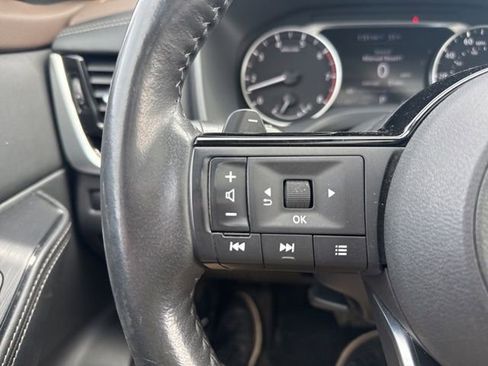 Used 2023 Nissan Rogue SL image 21