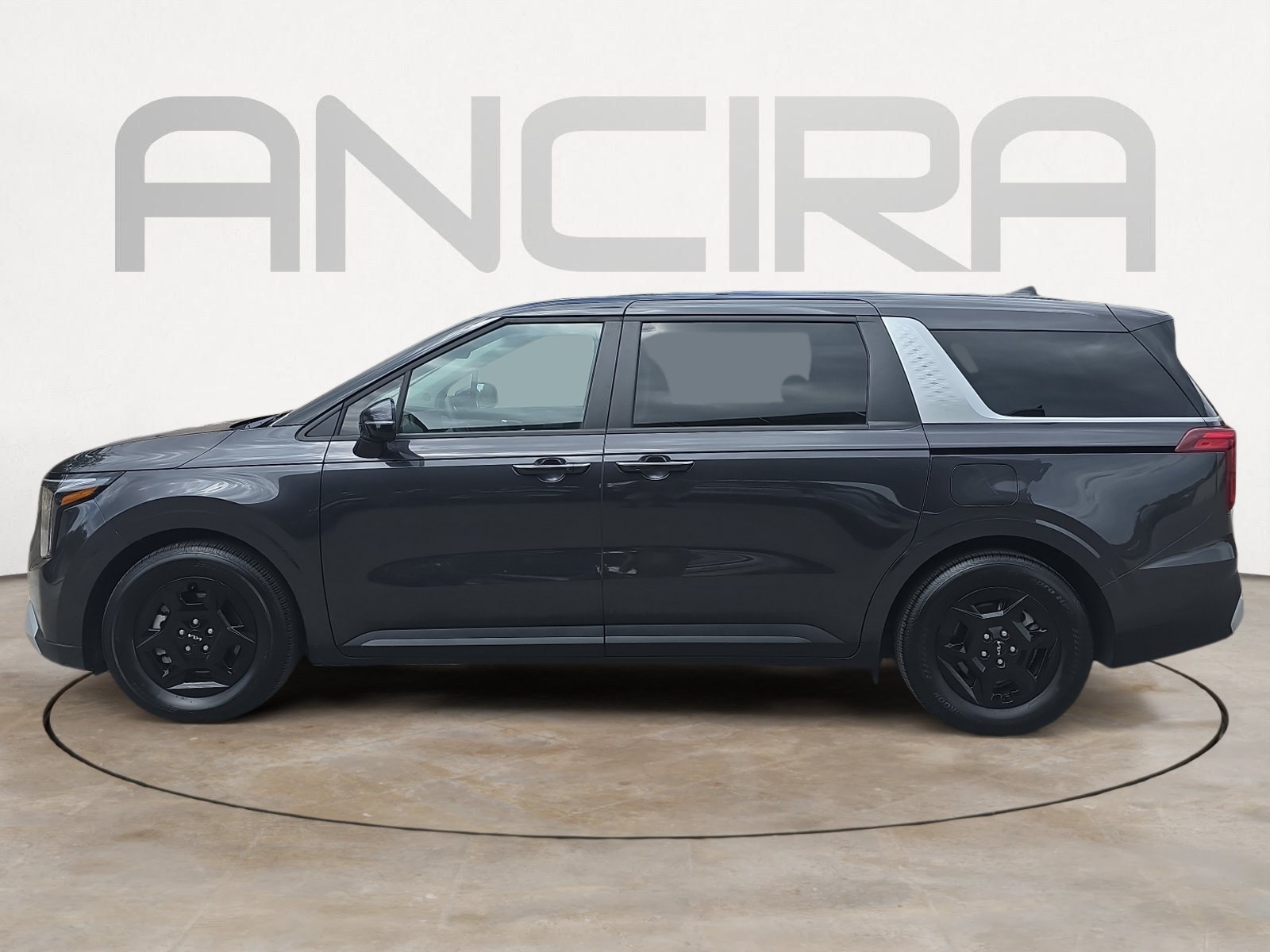 Certified 2026 Kia Carnival FWD image 5