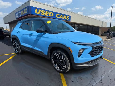 Used 2024 Chevrolet TrailBlazer RS w/ Convenience Package AWD/4WD image 4