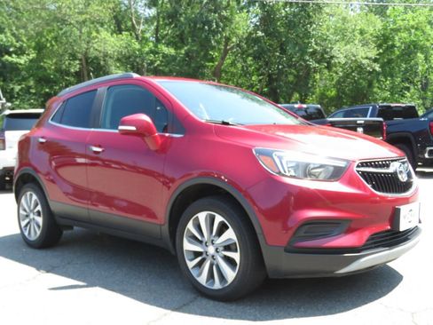 Used 2019 Buick Encore Preferred AWD/4WD image 3