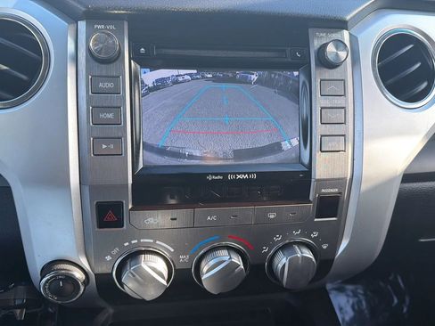 Used 2015 Toyota Tundra SR5 image 17