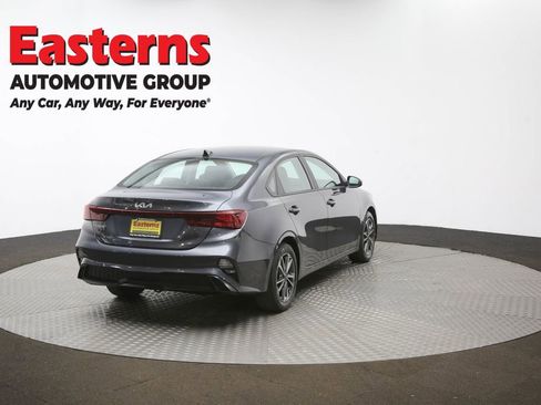 Used 2023 Kia Forte LXS image 40