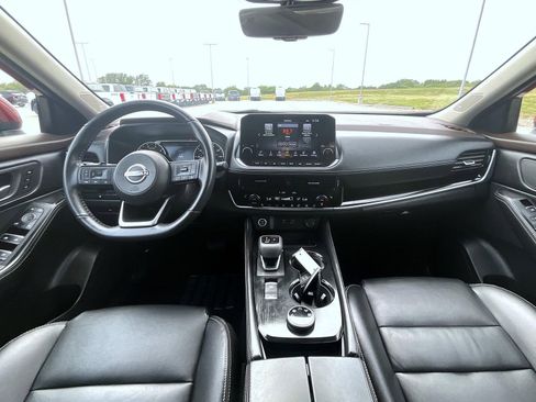 Used 2023 Nissan Rogue SL w/ SL Premium Package AWD/4WD image 13