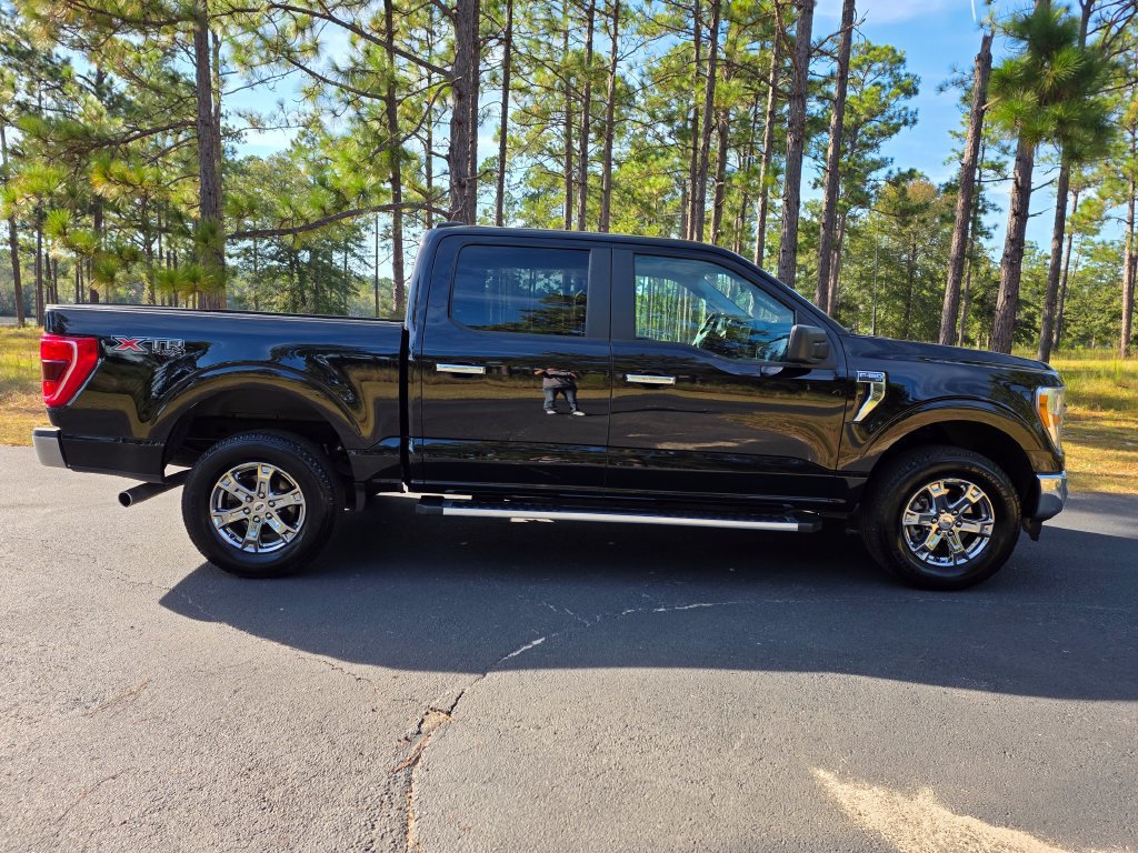 Used 2023 Ford F150 XLT w/ XTR Package AWD/4WD image 6