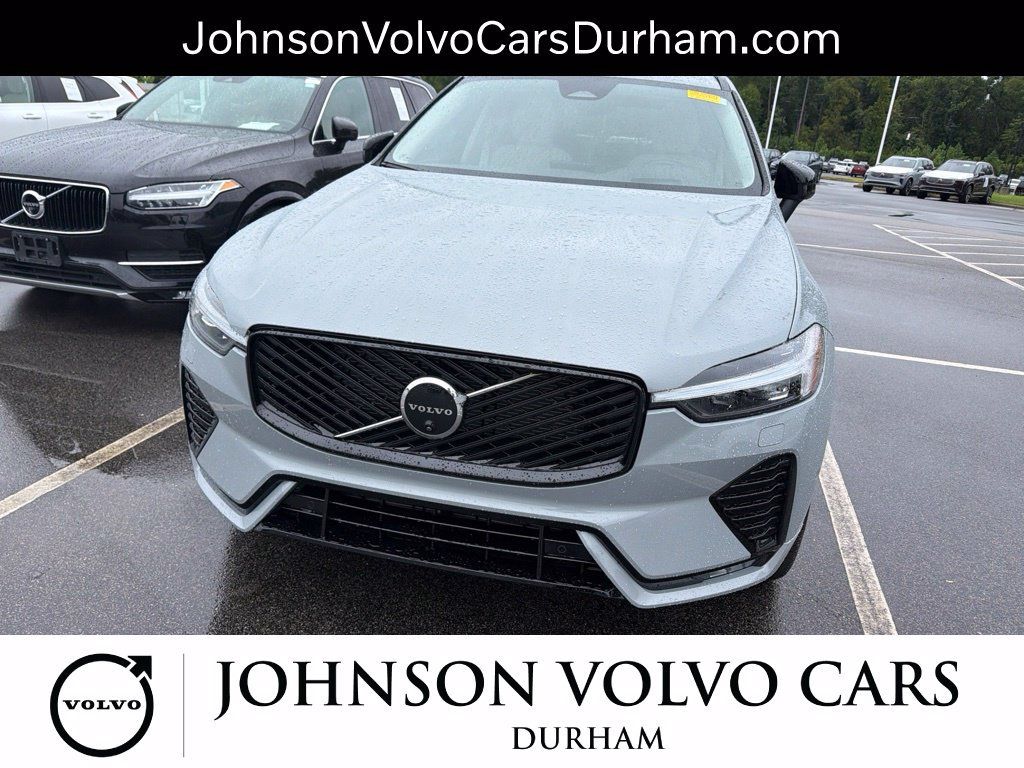 Used 2026 Volvo XC60 B5 Ultra w/ Protection Package Premier AWD/4WD image 3
