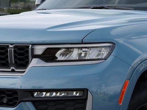 New 2026 Jeep Grand Cherokee L Limited AWD/4WD image 10