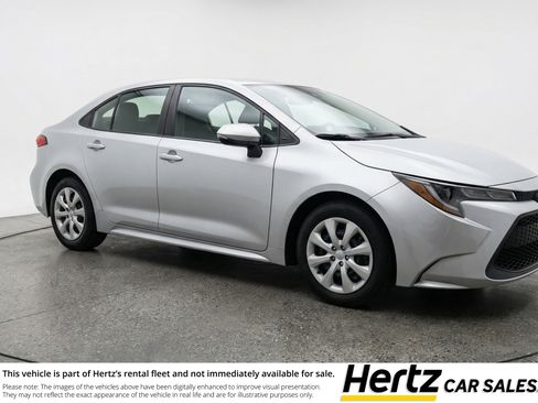 Used 2025 Toyota Corolla LE FWD image 1