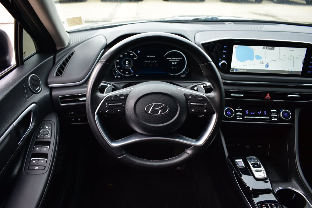 Used 2022 Hyundai Sonata Limited FWD image 35