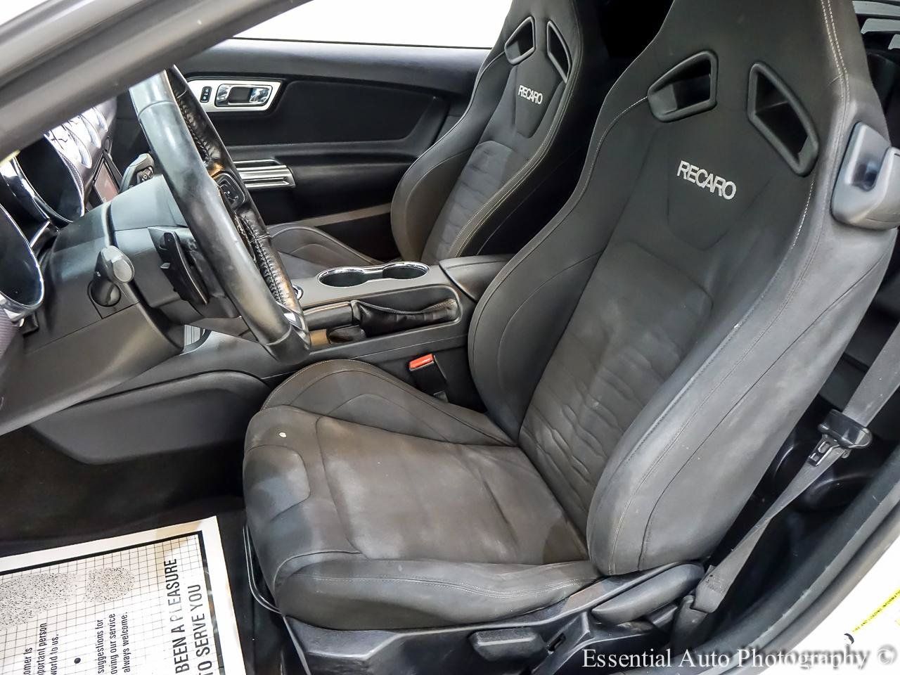 Used 2017 Ford Mustang Coupe RWD image 11