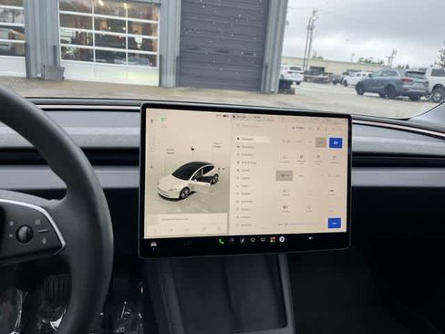 Used 2024 Tesla Model 3 Long Range AWD/4WD image 15
