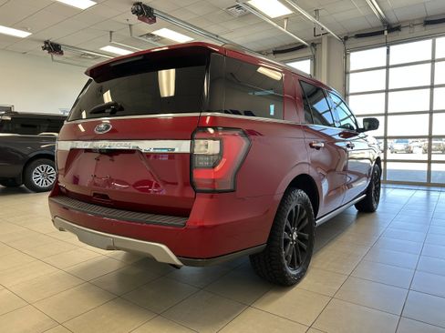 Used 2019 Ford Expedition Limited w/ Equipment Group 301A AWD/4WD image 5