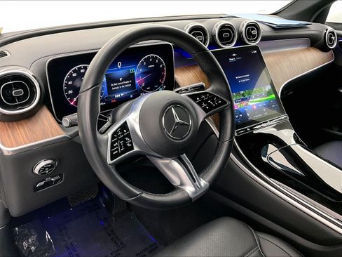 Certified 2023 Mercedes-Benz GLC 300 image 19