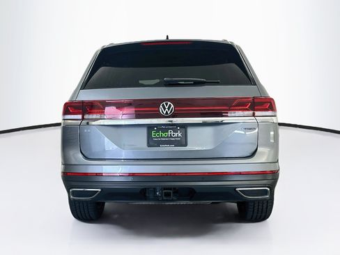 Used 2025 Volkswagen Atlas SE AWD/4WD image 7