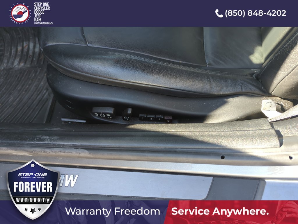 Used 2003 BMW Z4 2.5i RWD image 12