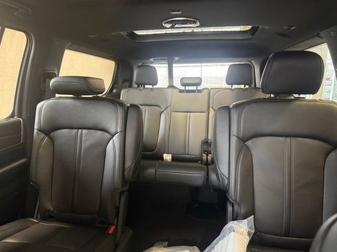 New 2026 Jeep Grand Wagoneer Limited AWD/4WD image 41