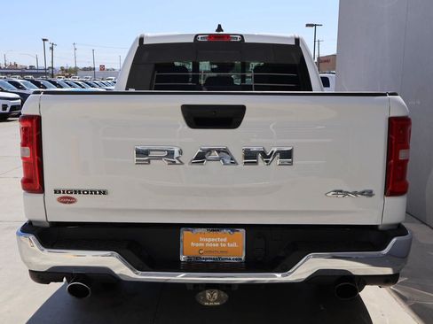 Used 2025 RAM 1500 Big Horn AWD/4WD image 4