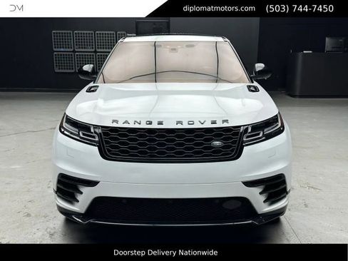 Used 2018 Land Rover Range Rover Velar R-Dynamic SE AWD/4WD image 11