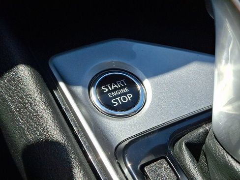 Used 2024 Nissan Altima 2.5 SV FWD image 24