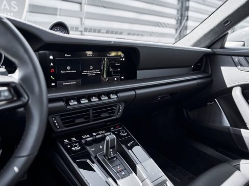 Used 2026 Porsche 911 Carrera 4 GTS AWD/4WD image 53