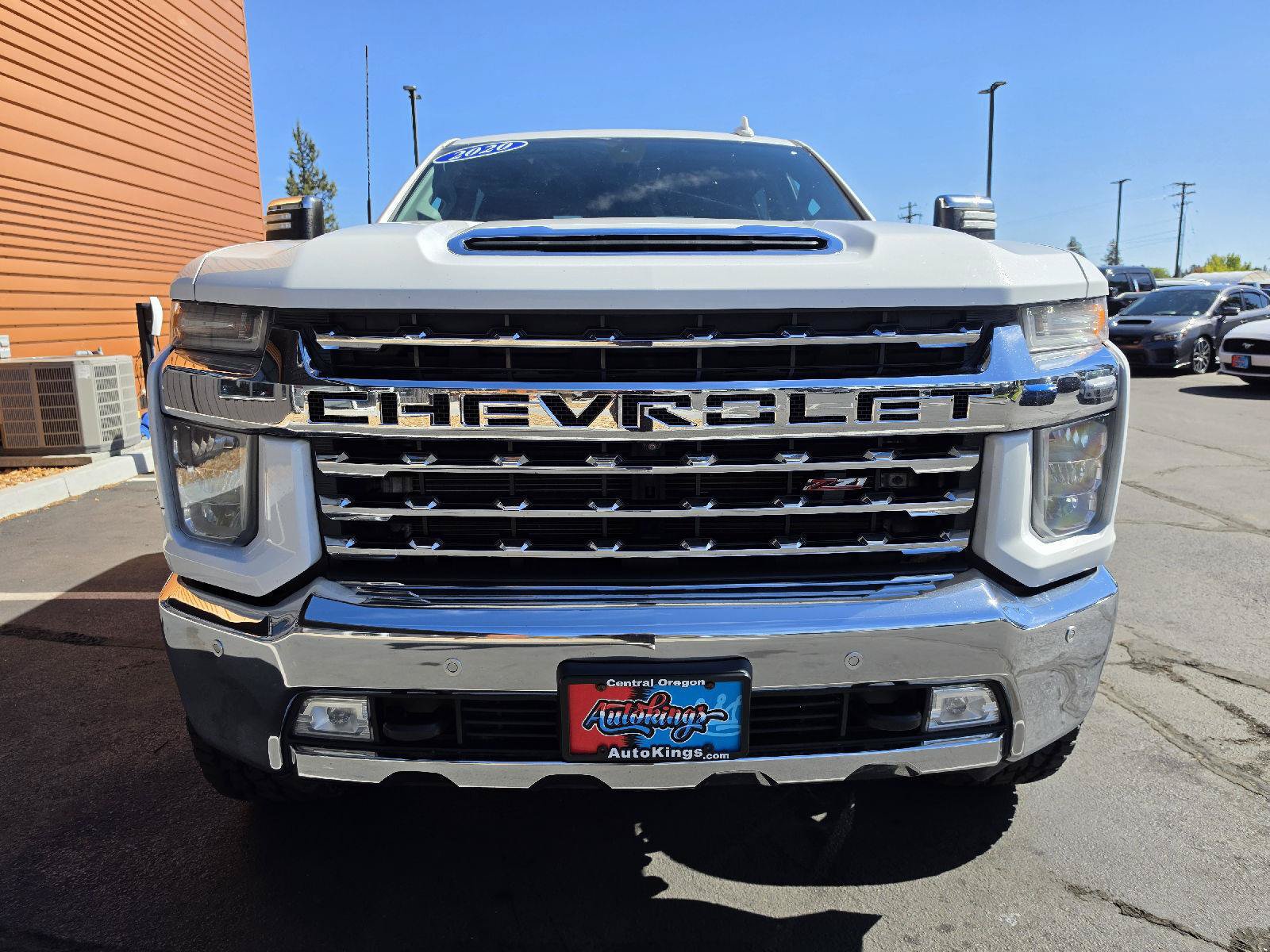 Used 2020 Chevrolet Silverado 3500 LTZ w/ LTZ Premium Package AWD/4WD image 9