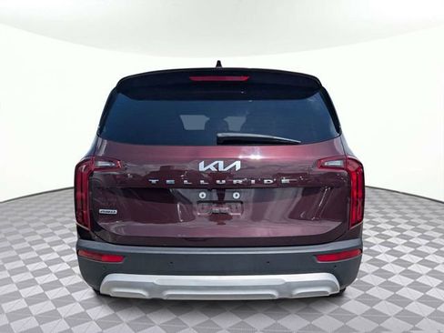 Used 2022 Kia Telluride LX AWD/4WD image 4