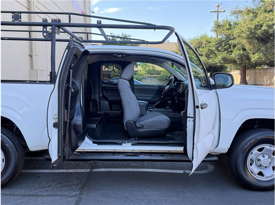 Used 2023 Toyota Tacoma SR RWD image 19