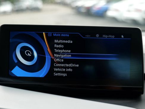 Used 2015 BMW i8 image 28