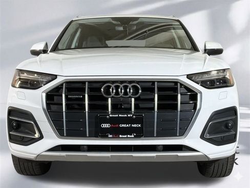 Used 2023 Audi Q5 Prestige w/ Prestige Package image 24