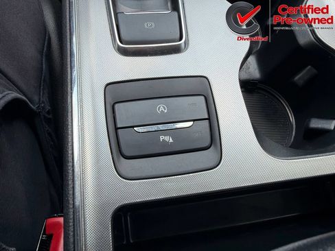 Used 2022 Ford Edge Titanium w/ Equipment Group 301A AWD/4WD image 79