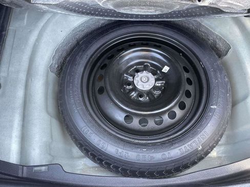 Used 2025 Toyota Camry LE FWD image 25
