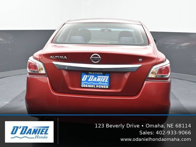 Used 2015 Nissan Altima 2.5 S w/ Power Driver Seat Package FWD image 5