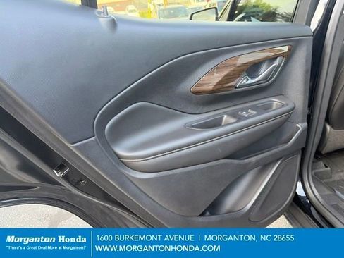 Used 2020 GMC Terrain Denali w/ Denali Premium Package AWD/4WD image 33