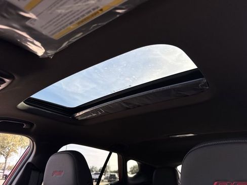 New 2026 Chevrolet Trax RS w/ Sunroof Package FWD image 25