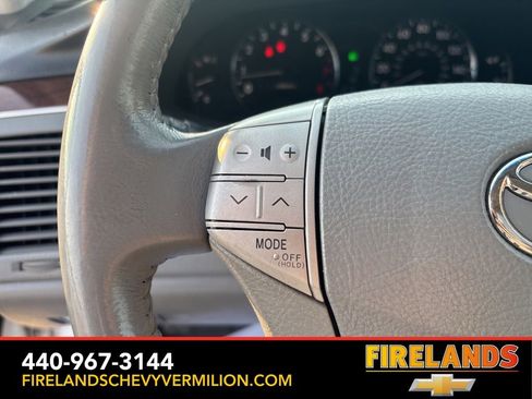 Used 2008 Toyota Avalon XLS image 9