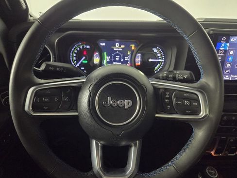 Used 2024 Jeep Wrangler High Altitude AWD/4WD image 39