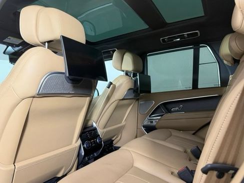 Used 2025 Land Rover Range Rover Autobiography AWD/4WD image 26