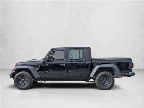 Certified 2023 Jeep Gladiator Sport image 9