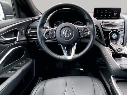 Used 2025 Acura RDX SH-AWD image 6