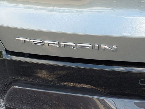 Used 2026 GMC Terrain AT4 w/ Technology Package II image 31