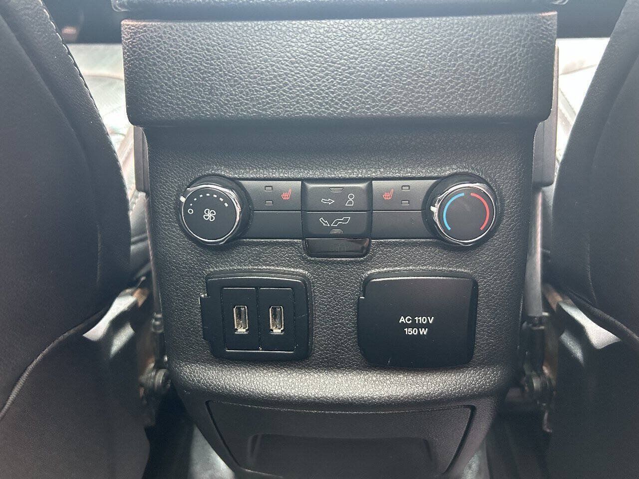 Used 2017 Ford Explorer Limited AWD/4WD image 31