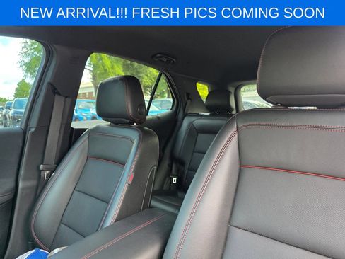 Used 2023 Chevrolet Equinox RS w/ RS Leather Package FWD image 10