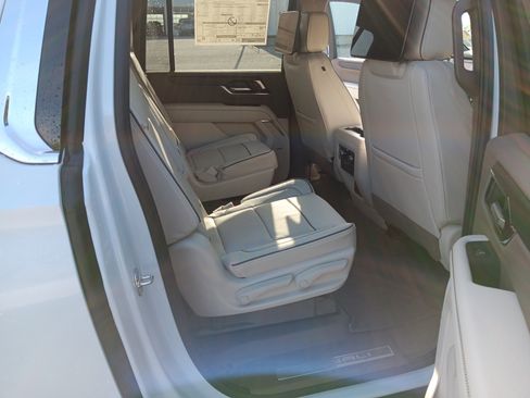 New 2026 GMC Yukon XL Denali image 14